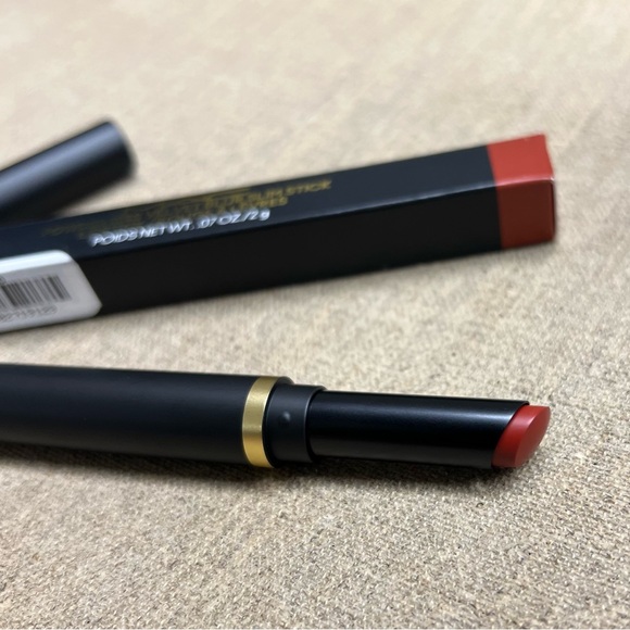 ❤️ MAC Powder Kiss Velvet Blur Slim Stick Lipstick in 876 Nice Spice - Picture 2 of 8